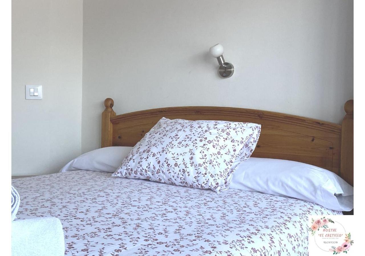 Hostal El Castillo Arenas de San Pedro Zewnętrze zdjęcie